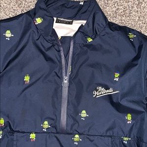 Windbreaker pull over